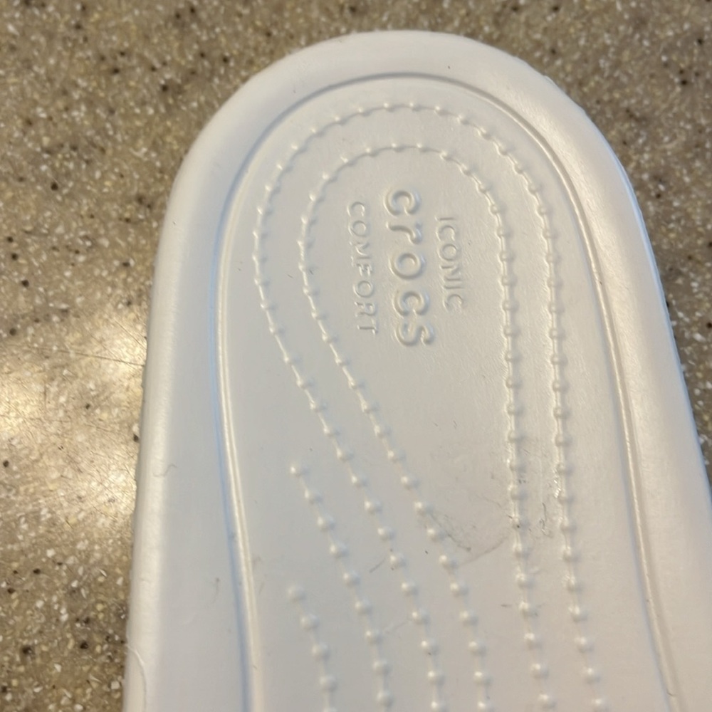 Patriotic crocs, nwot - Picture 4 of 6